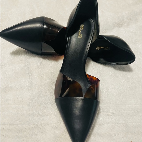 DIANE VON FURSTENBERG Black/Cheetah looking  pointy bump shoes size US 6 1/2 - Picture 4 of 10